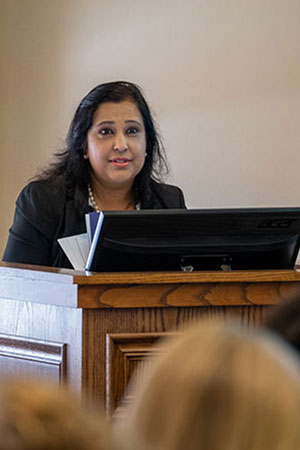 Neelu Panth speaks at Investment Connection event